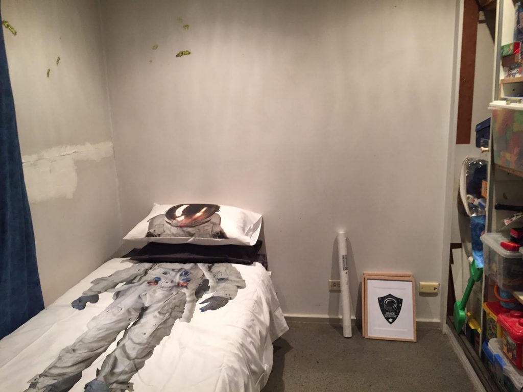 Kid's bedroom after
