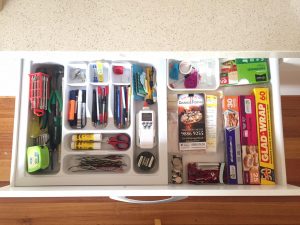organise junk drawer